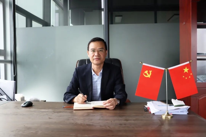 18黄会军
