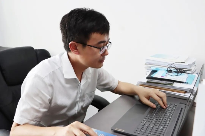 15吕文波